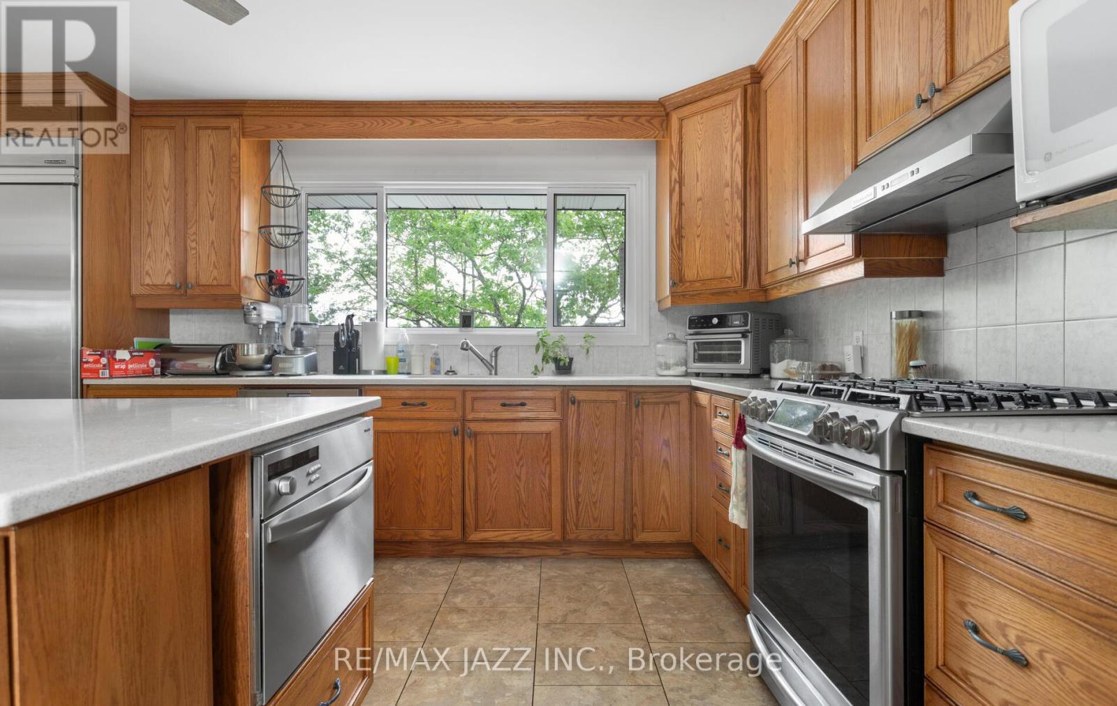 341 Elbow Point Road, Trent Lakes, Ontario  K0L 1J0 - Photo 8 - X12221210