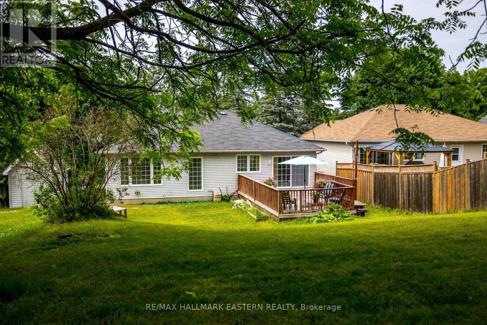 75 Oxford Street, Selwyn, Ontario  K0L 2H0 - Photo 39 - X12221294