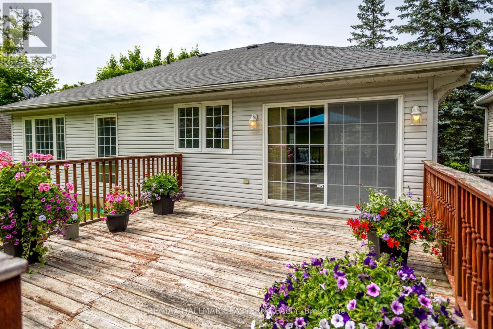 75 Oxford Street, Selwyn, Ontario  K0L 2H0 - Photo 41 - X12221294
