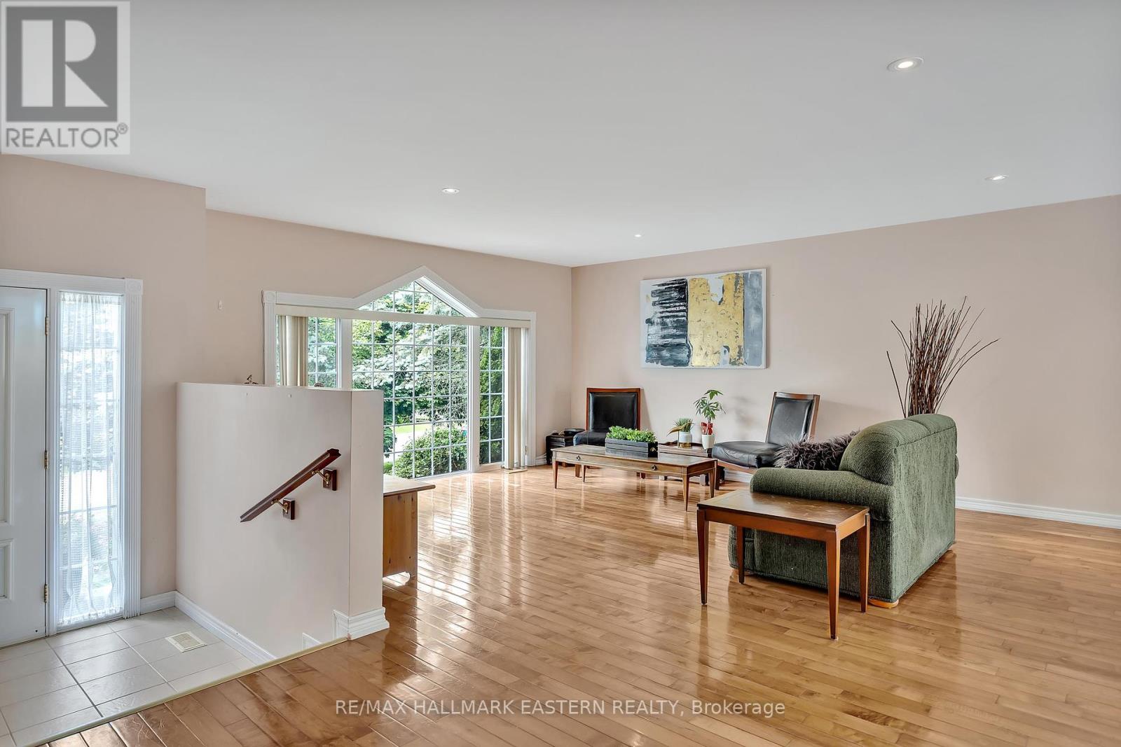 75 Oxford Street, Selwyn, Ontario  K0L 2H0 - Photo 6 - X12221294