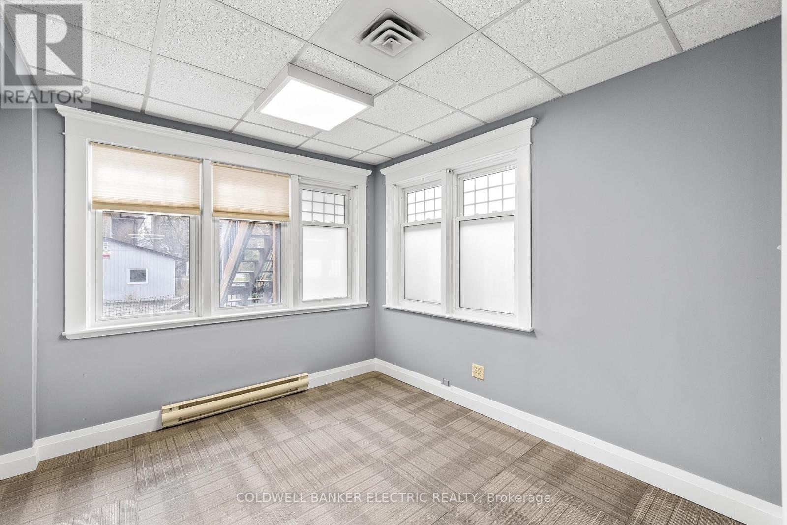 310 Rubidge Street, Peterborough Central (North), Ontario  K9J 3P4 - Photo 15 - X12221438