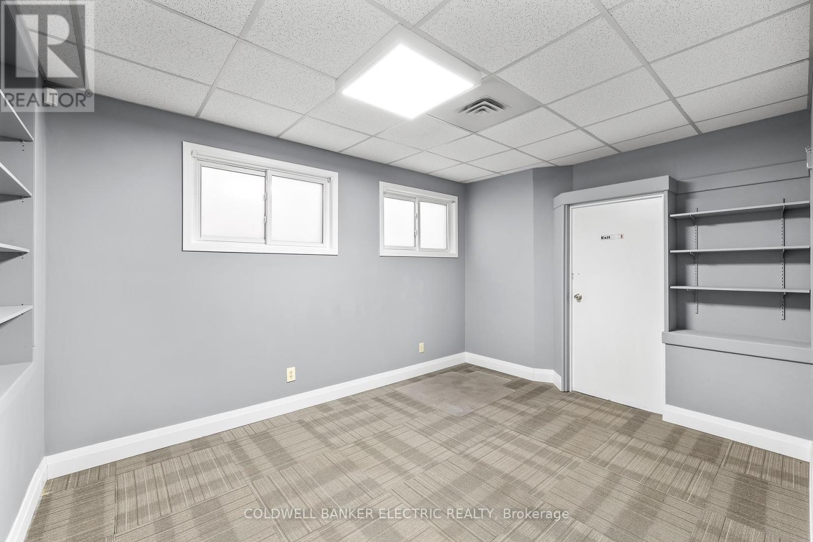 310 Rubidge Street, Peterborough Central (North), Ontario  K9J 3P4 - Photo 17 - X12221438