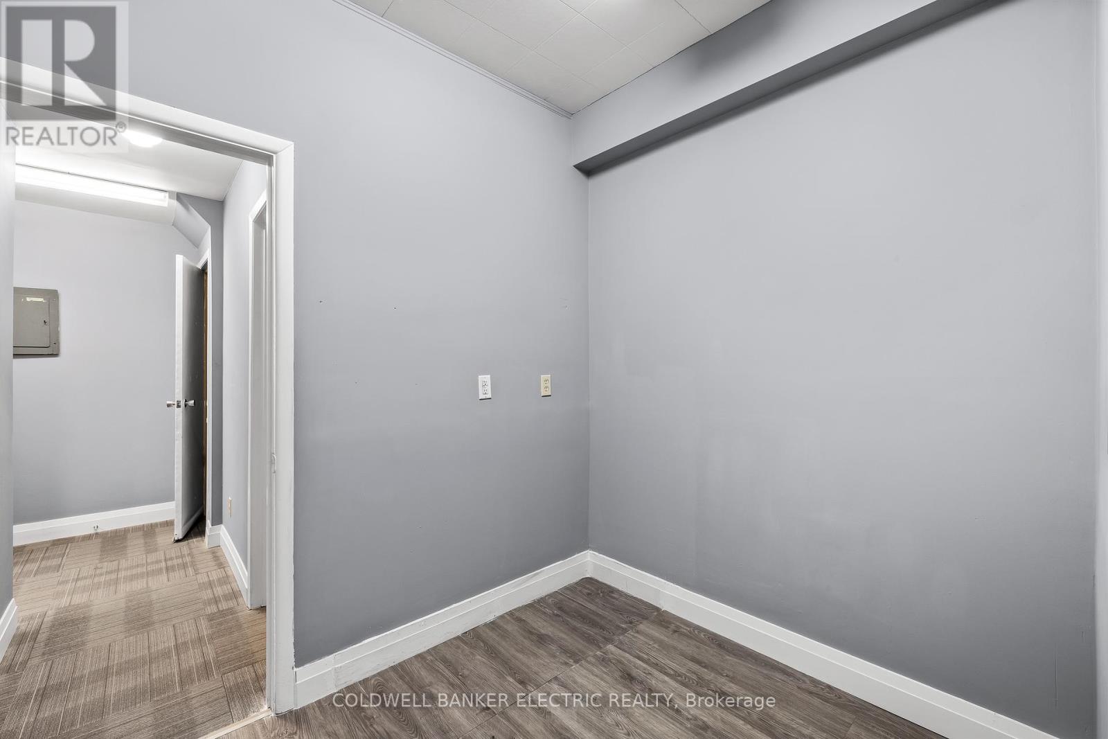 310 Rubidge Street, Peterborough Central (North), Ontario  K9J 3P4 - Photo 19 - X12221438