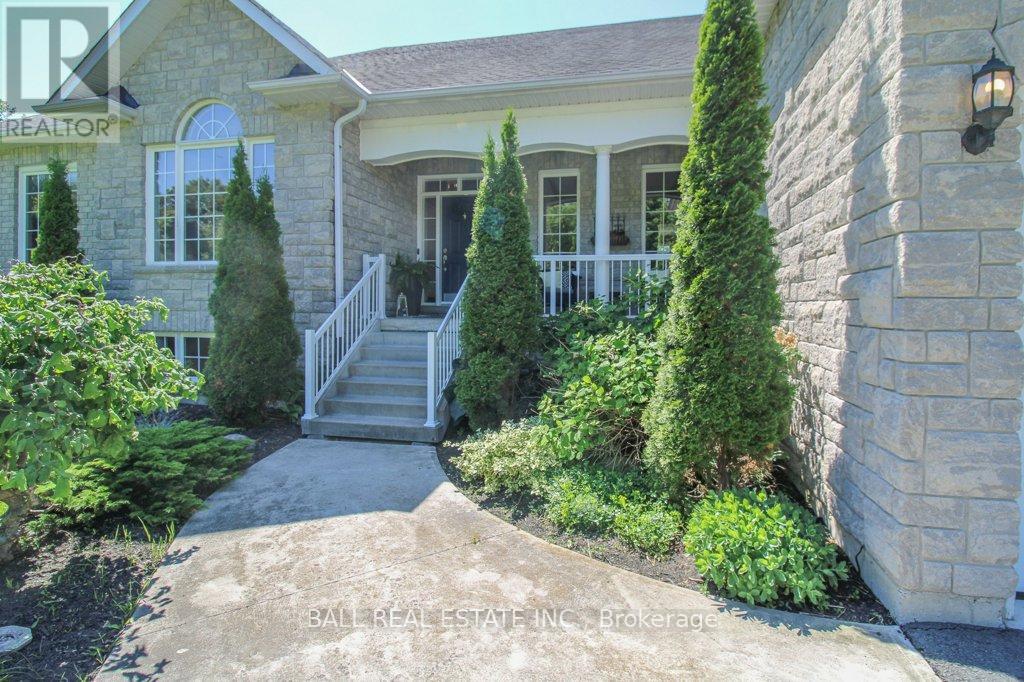 89 Whitfield Road, Cavan Monaghan (Cavan-Monaghan), Ontario  K0L 1V0 - Photo 3 - X12221504