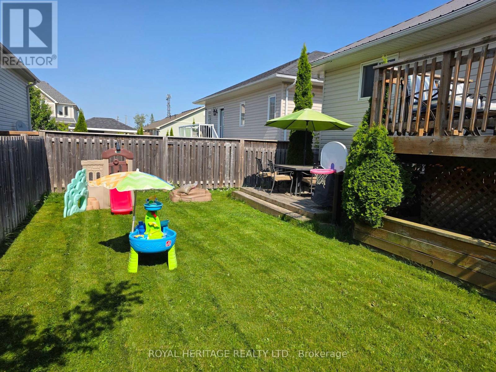124 Mary Street W, Kawartha Lakes (Lindsay), Ontario  K9V 0B8 - Photo 15 - X12221716