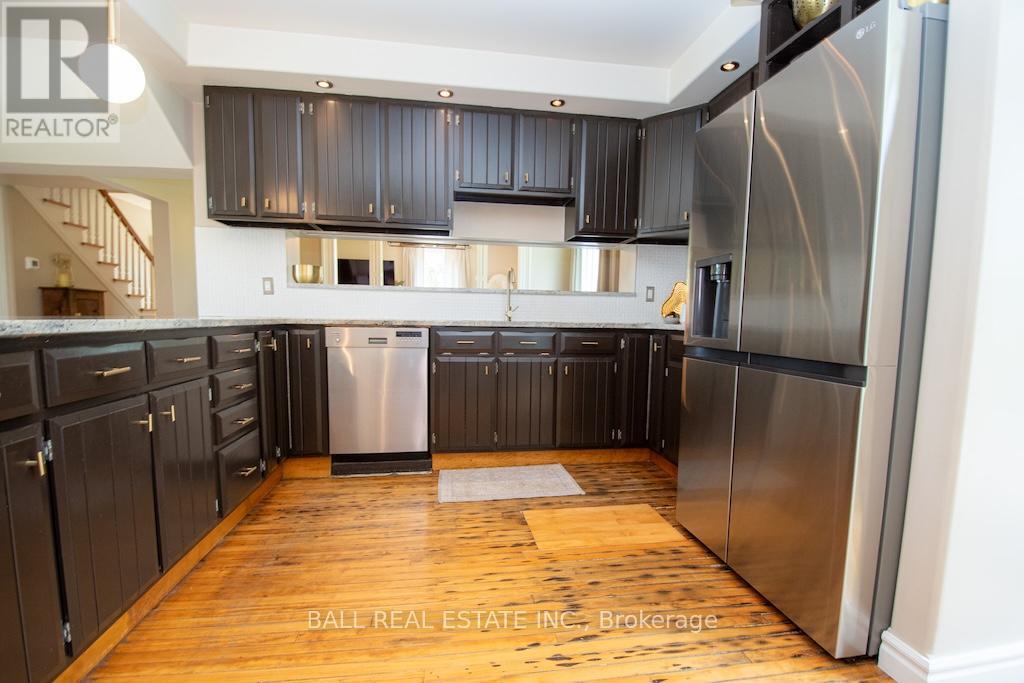 587 Centre Line, Selwyn, Ontario  K9J 6X5 - Photo 15 - X12222600