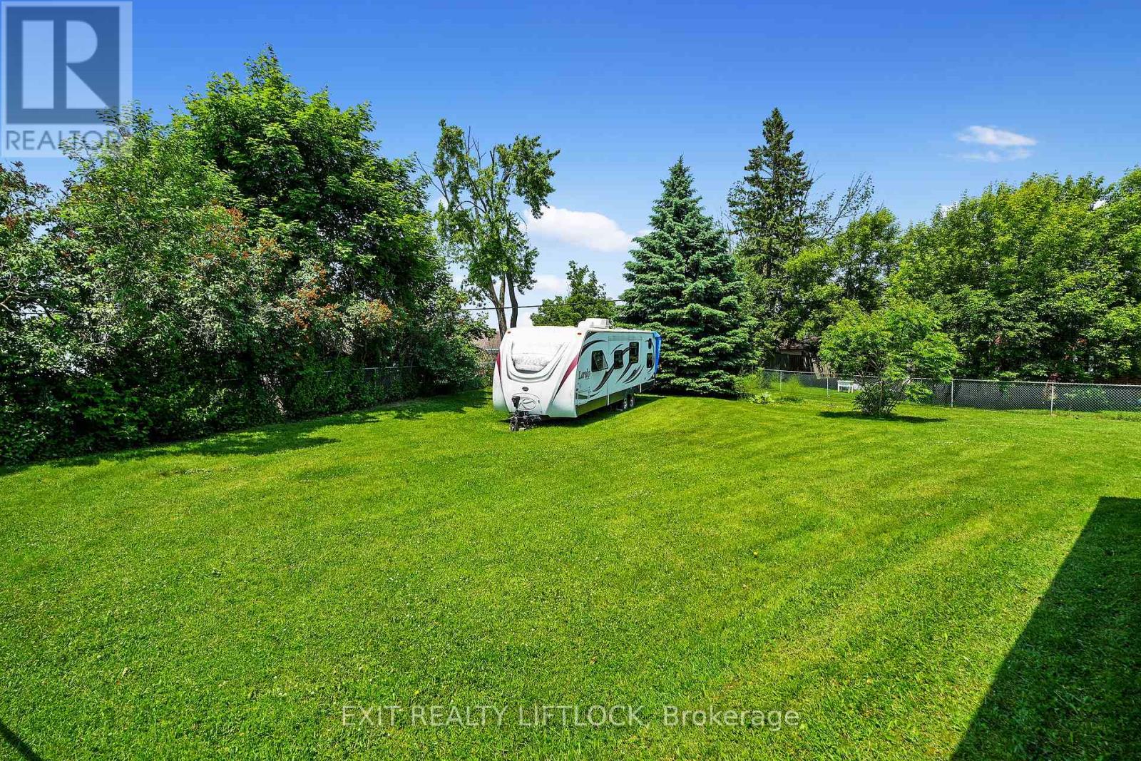 222 Collison Crescent, Peterborough South (East), Ontario  K9J 1A8 - Photo 24 - X12222640