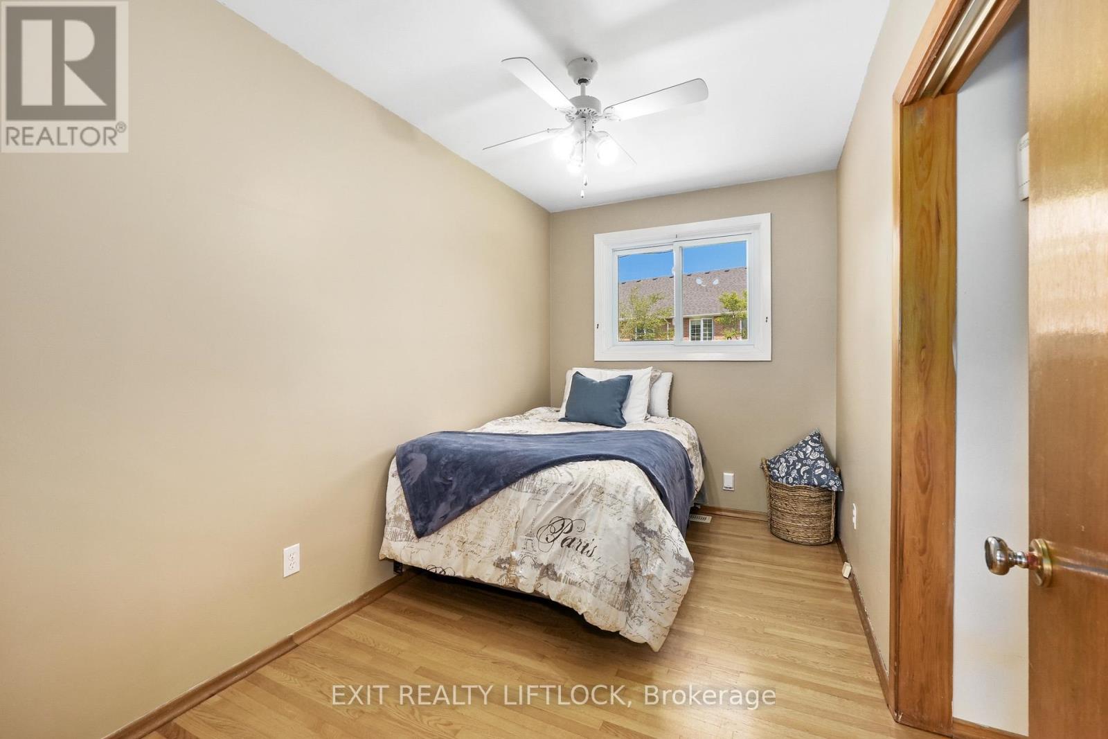 222 Collison Crescent, Peterborough South (East), Ontario  K9J 1A8 - Photo 9 - X12222640
