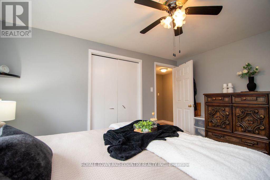 24 Mohawk Drive, Kawartha Lakes (Lindsay), Ontario  K9V 0J6 - Photo 19 - X12222647