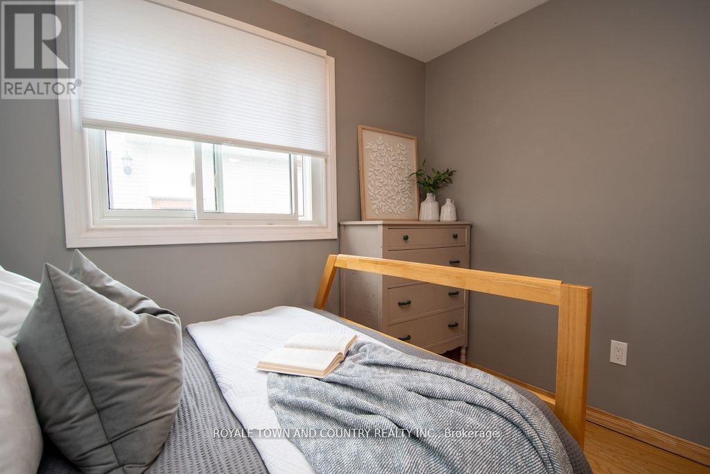 24 Mohawk Drive, Kawartha Lakes (Lindsay), Ontario  K9V 0J6 - Photo 21 - X12222647