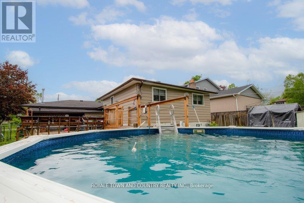 24 Mohawk Drive, Kawartha Lakes (Lindsay), Ontario  K9V 0J6 - Photo 37 - X12222647