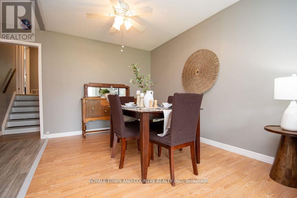 24 Mohawk Drive, Kawartha Lakes (Lindsay), Ontario  K9V 0J6 - Photo 9 - X12222647