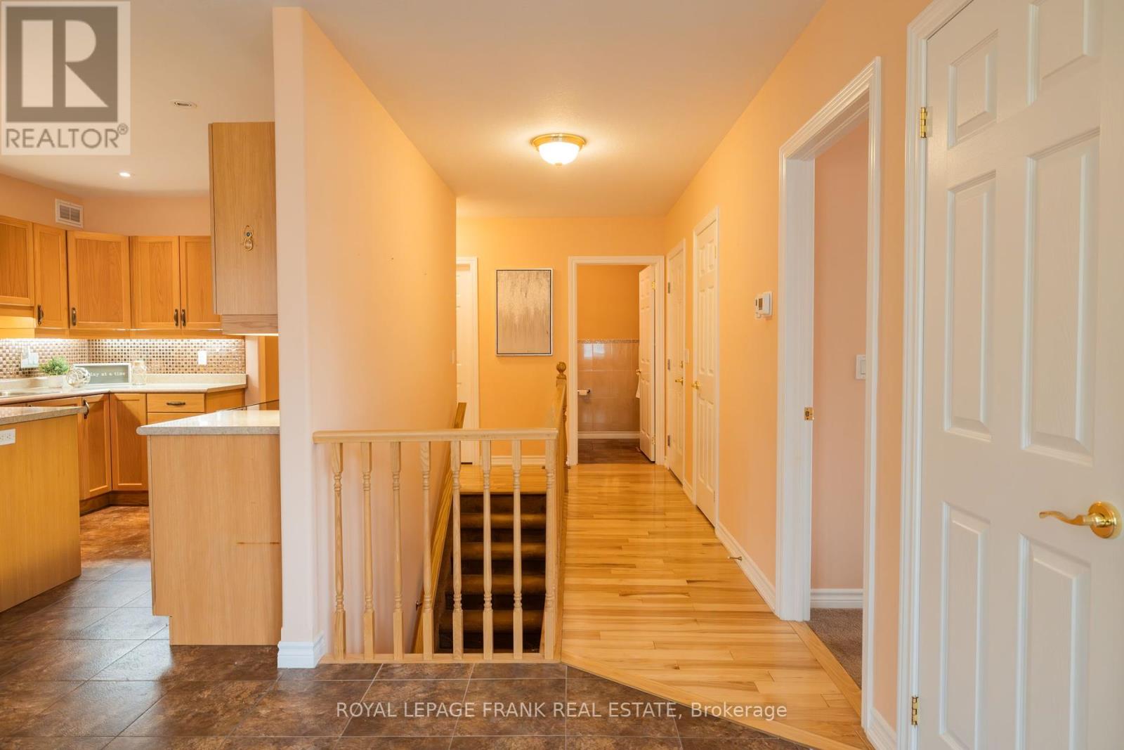 96 Village Crescent, Peterborough West (South), Ontario  K9J 0A9 - Photo 14 - X12222651