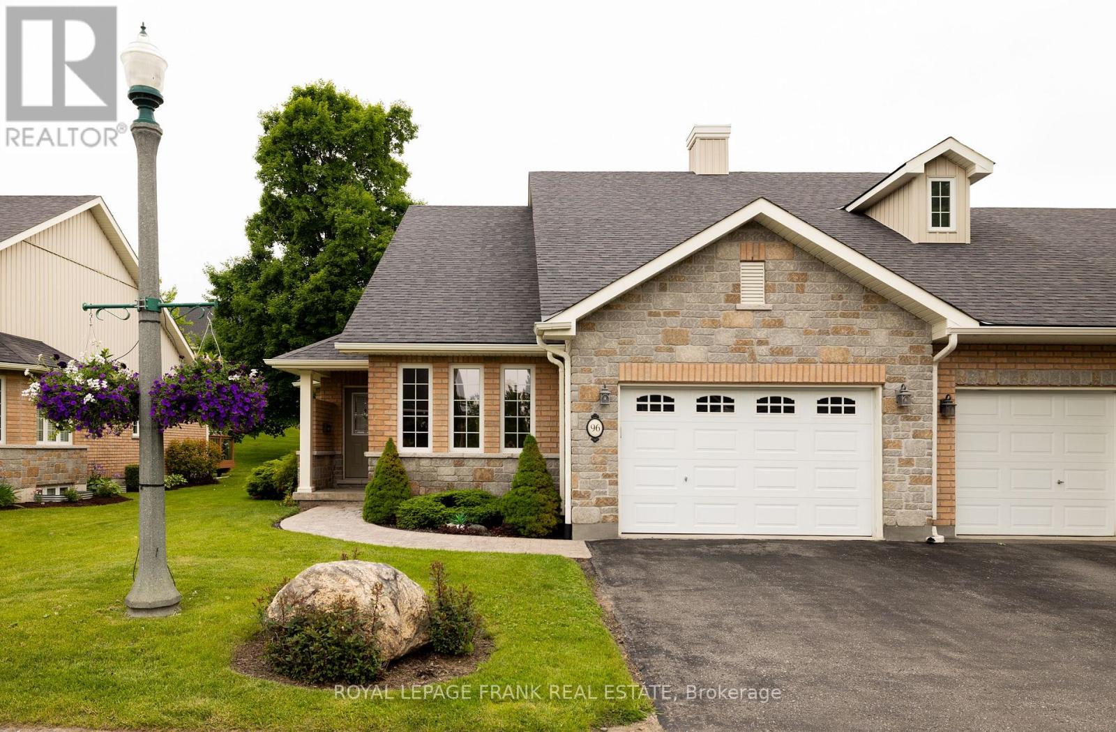 96 Village Crescent, Peterborough West (South), Ontario  K9J 0A9 - Photo 2 - X12222651