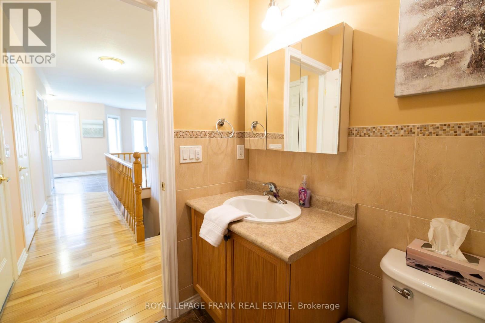 96 Village Crescent, Peterborough West (South), Ontario  K9J 0A9 - Photo 24 - X12222651