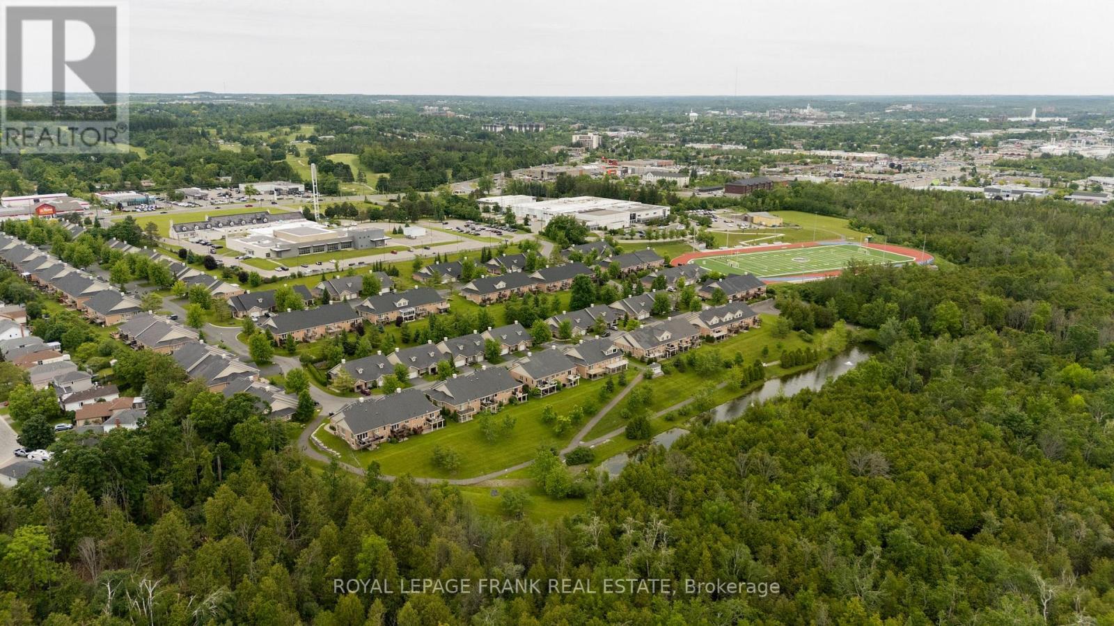 96 Village Crescent, Peterborough West (South), Ontario  K9J 0A9 - Photo 36 - X12222651