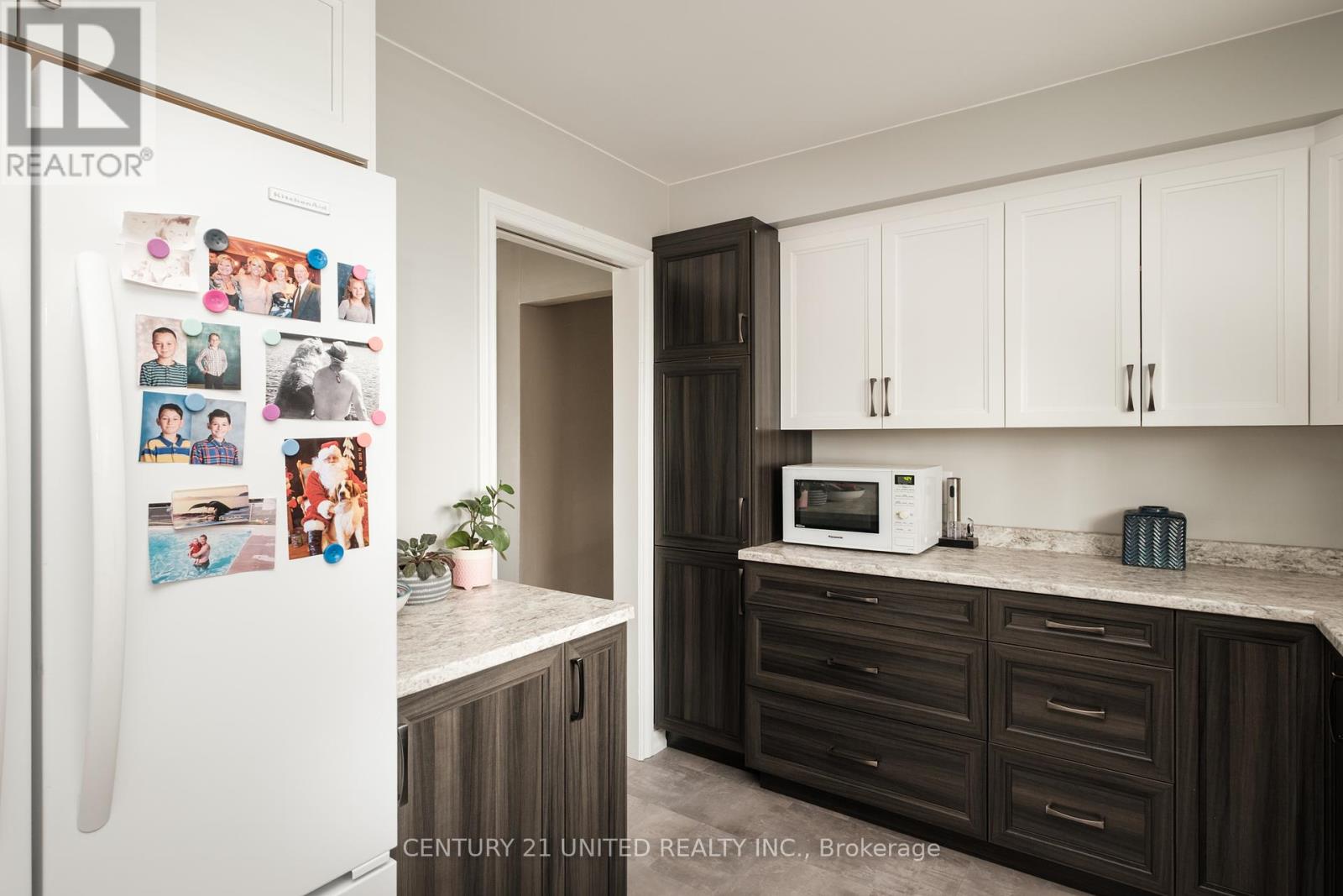1316 Bathurst Street, Peterborough North (Central), Ontario  K9H 6X9 - Photo 11 - X12222832