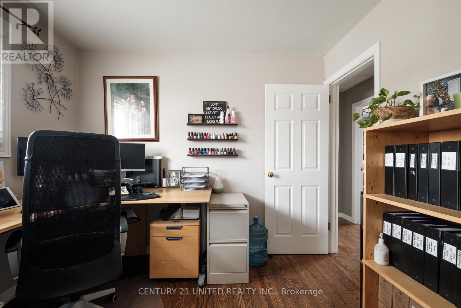1316 Bathurst Street, Peterborough North (Central), Ontario  K9H 6X9 - Photo 13 - X12222832