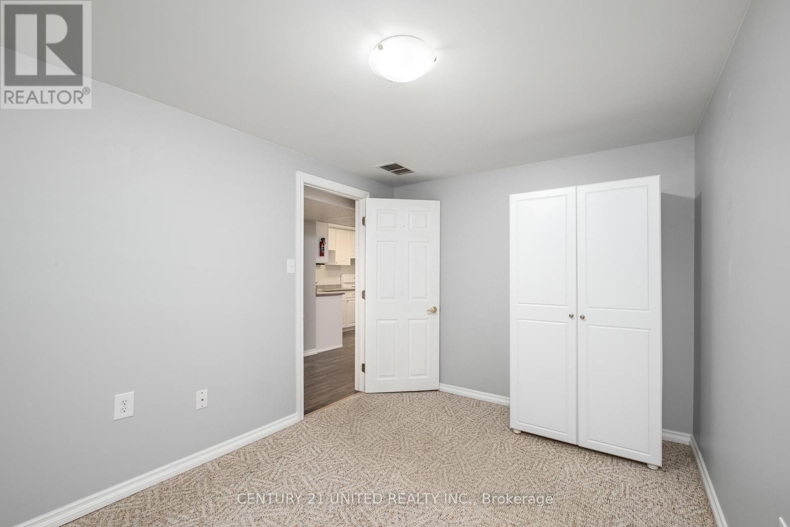 1316 Bathurst Street, Peterborough North (Central), Ontario  K9H 6X9 - Photo 23 - X12222832