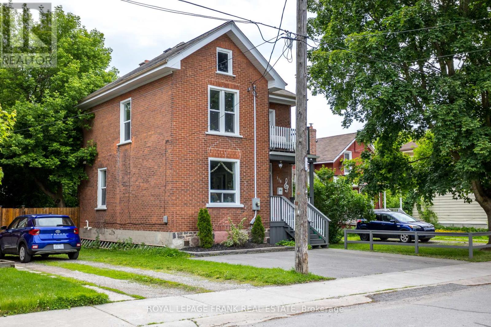 178 Stewart Street, Peterborough Central (South), Ontario  K9J 3M5 - Photo 2 - X12222840