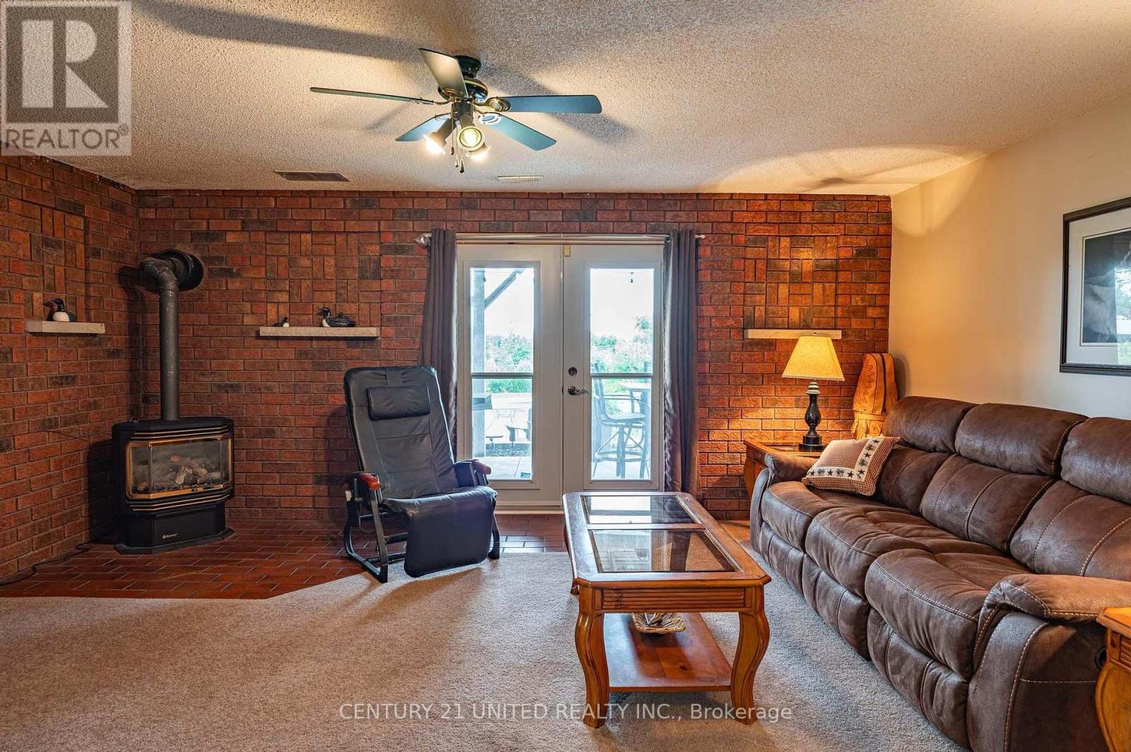 469 Brenda Crescent, Selwyn, Ontario  K9J 6X4 - Photo 34 - X12222913