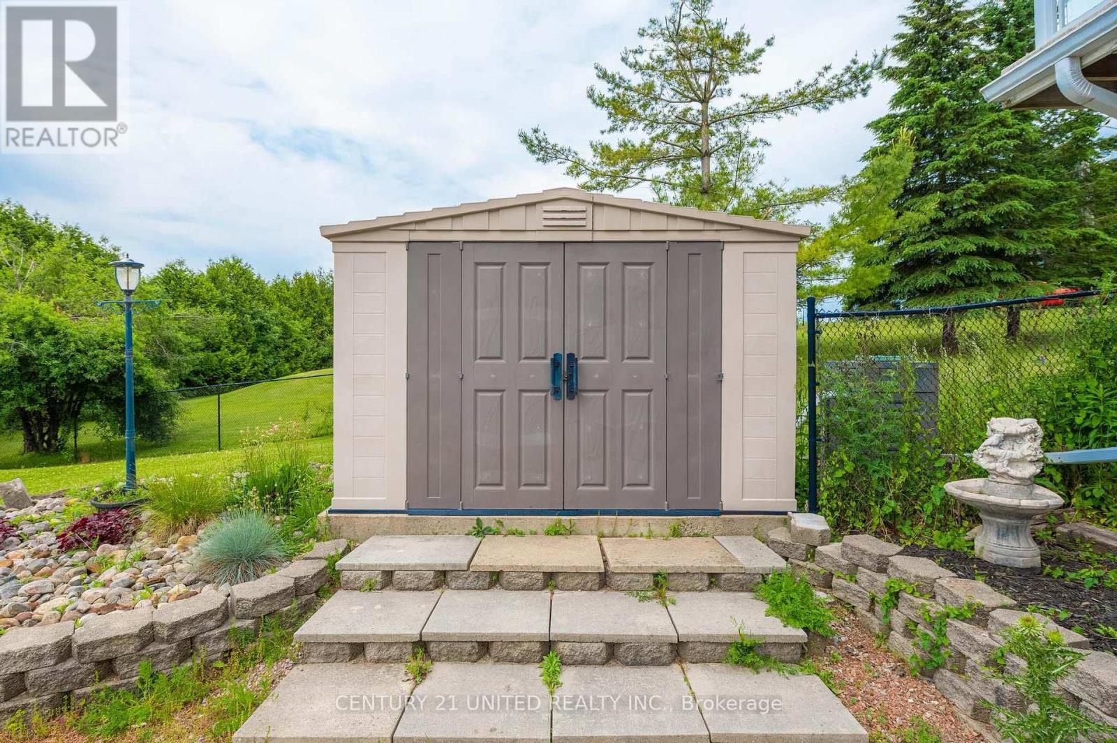 469 Brenda Crescent, Selwyn, Ontario  K9J 6X4 - Photo 39 - X12222913