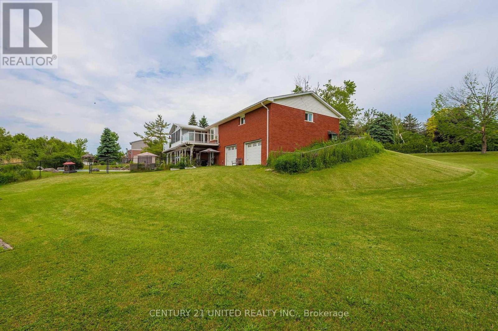 469 Brenda Crescent, Selwyn, Ontario  K9J 6X4 - Photo 9 - X12222913