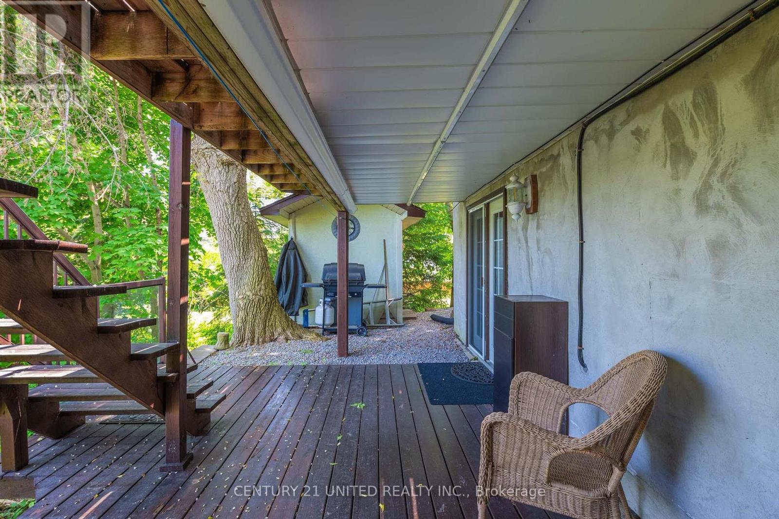 646 Ludgate Street, Peterborough East (Central), Ontario  K9H 2C2 - Photo 41 - X12223016
