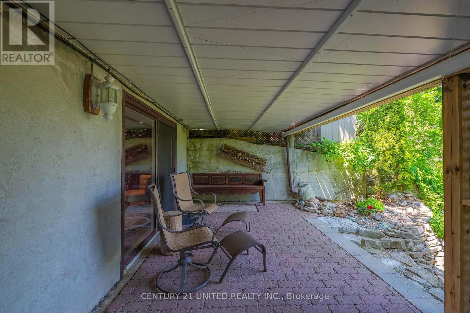 646 Ludgate Street, Peterborough East (Central), Ontario  K9H 2C2 - Photo 42 - X12223016