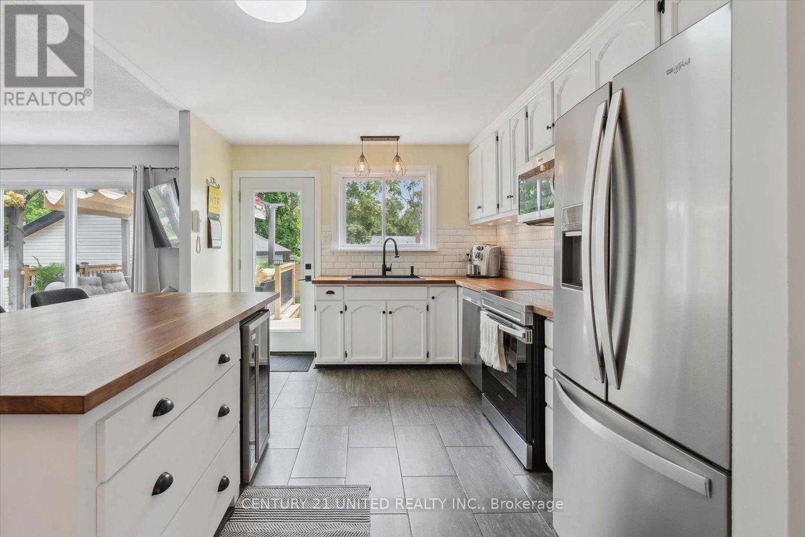 111 Albert Street, Selwyn, Ontario  K0L 2H0 - Photo 12 - X12223351