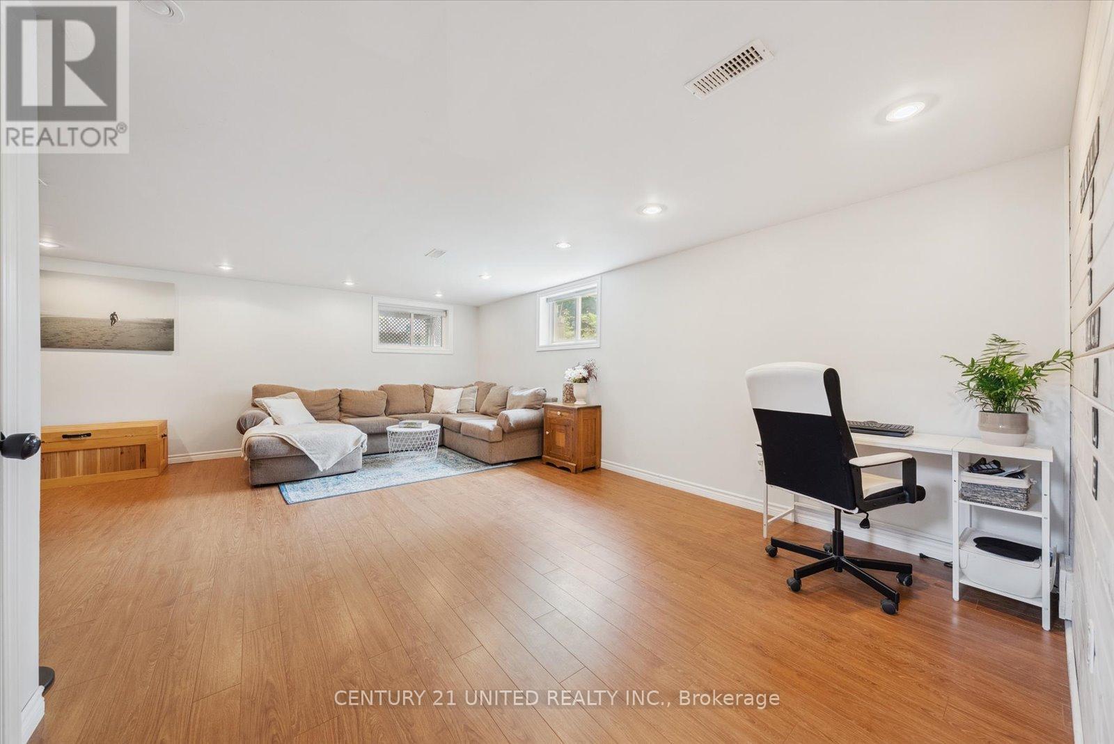 111 Albert Street, Selwyn, Ontario  K0L 2H0 - Photo 35 - X12223351