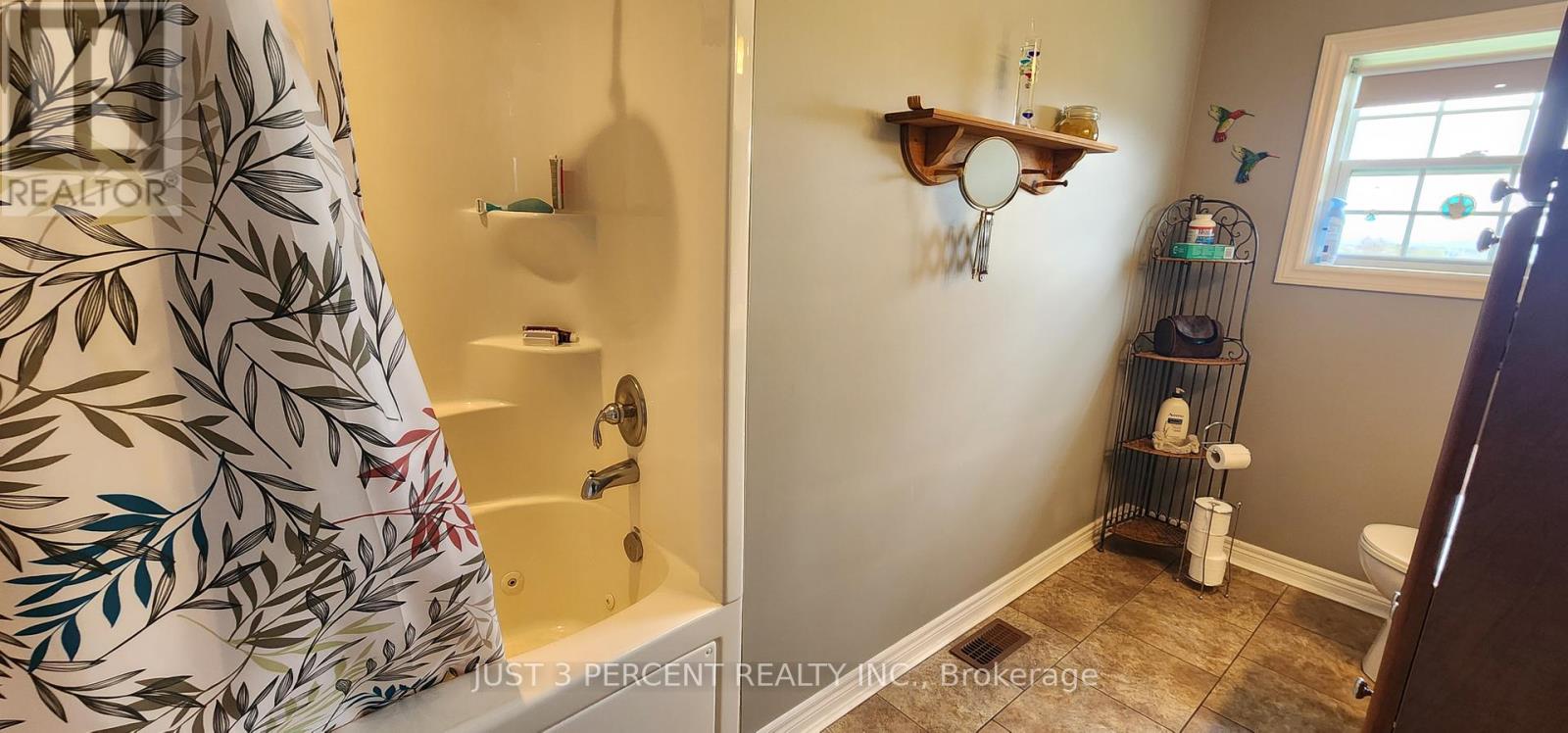 690 County Road 2, Otonabee-South Monaghan, Ontario  K0L 1B0 - Photo 31 - X12223442