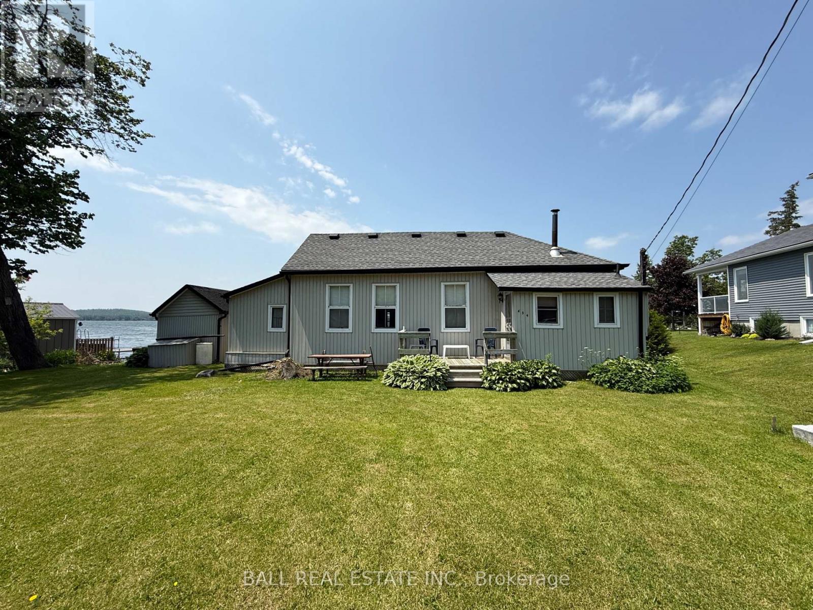 654 Hatton Avenue, Selwyn, Ontario  K0L 1H0 - Photo 14 - X12223473