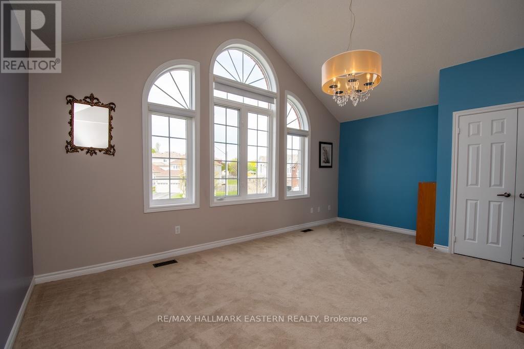 962 Baker Street, Peterborough North (North), Ontario  K9H 7P7 - Photo 29 - X12223504