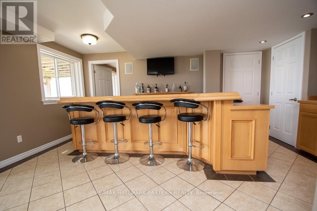 962 Baker Street, Peterborough North (North), Ontario  K9H 7P7 - Photo 35 - X12223504