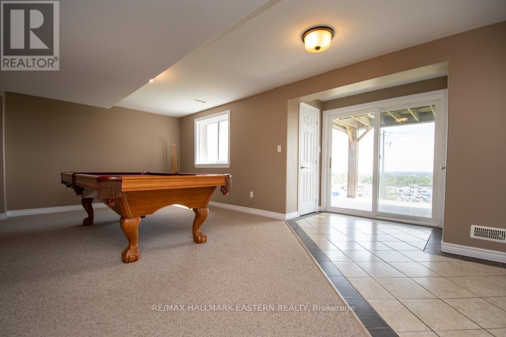 962 Baker Street, Peterborough North (North), Ontario  K9H 7P7 - Photo 37 - X12223504