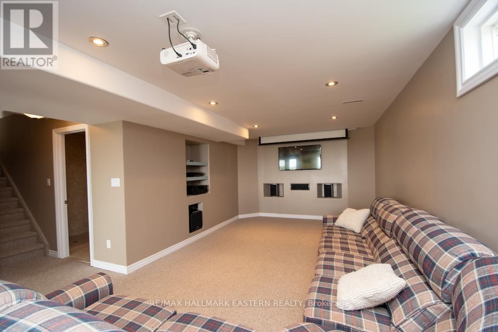 962 Baker Street, Peterborough North (North), Ontario  K9H 7P7 - Photo 39 - X12223504
