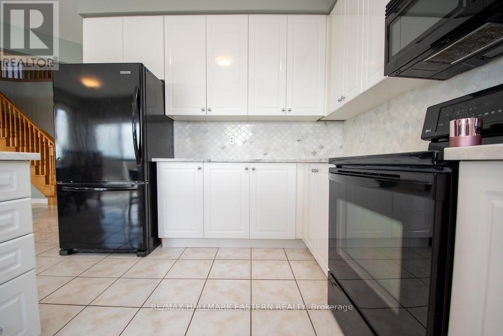 962 Baker Street, Peterborough North (North), Ontario  K9H 7P7 - Photo 9 - X12223504