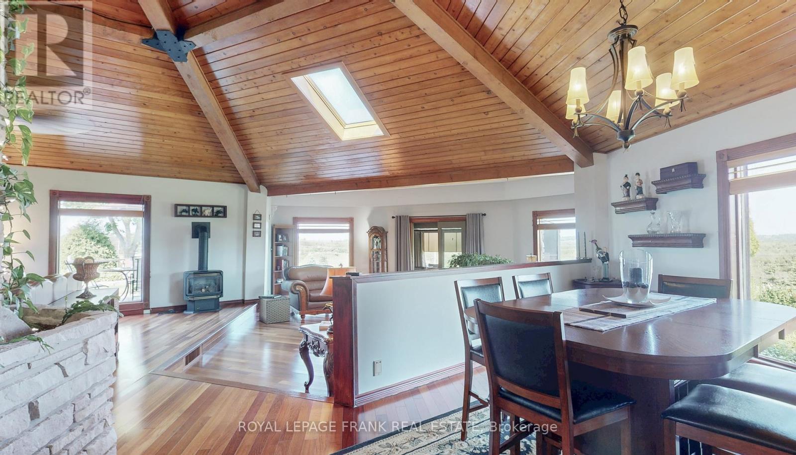 10 Cityview Heights, Kawartha Lakes (Omemee), Ontario  K0L 1K0 - Photo 15 - X12223520