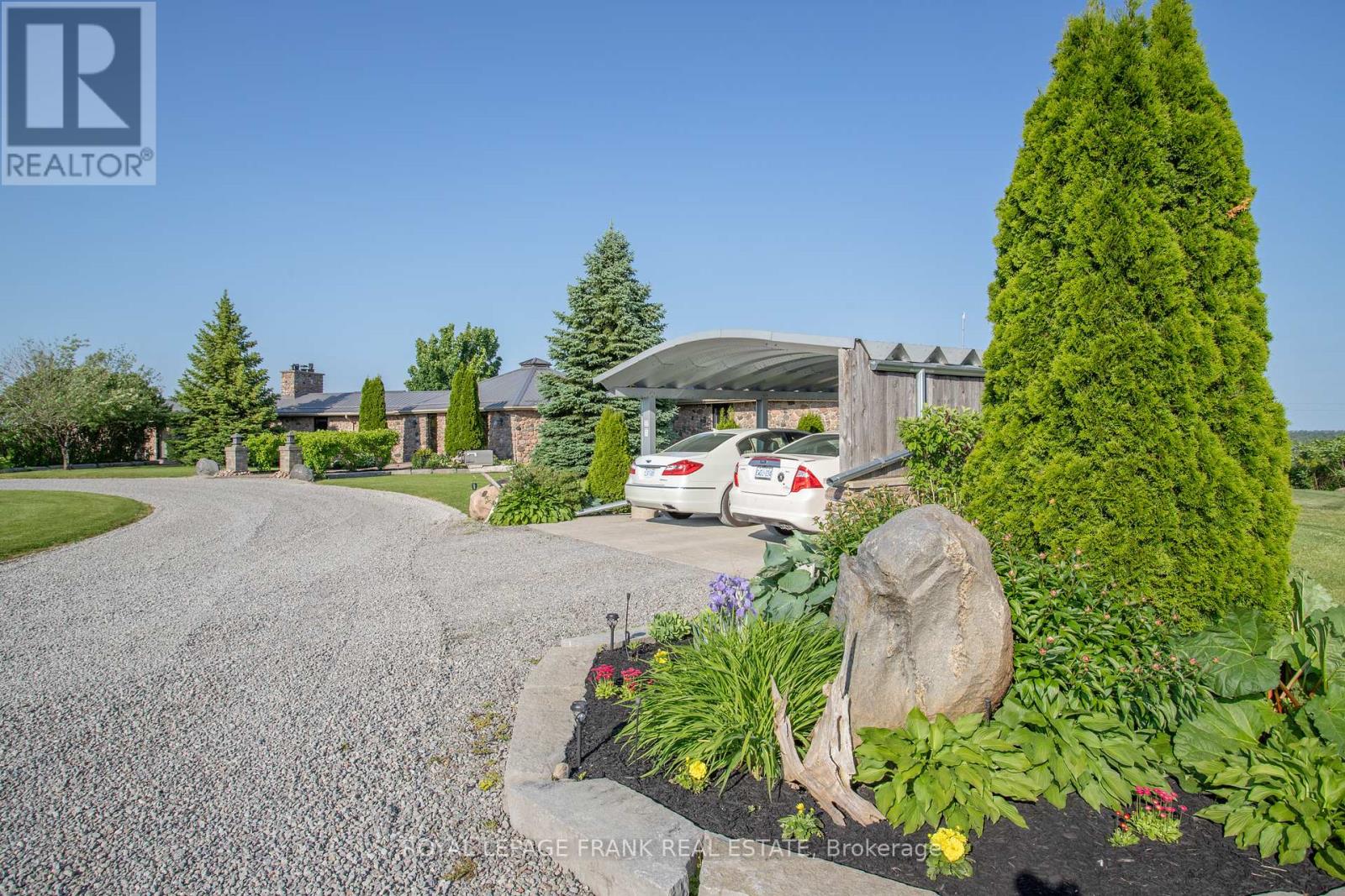 10 Cityview Heights, Kawartha Lakes (Omemee), Ontario  K0L 1K0 - Photo 9 - X12223520