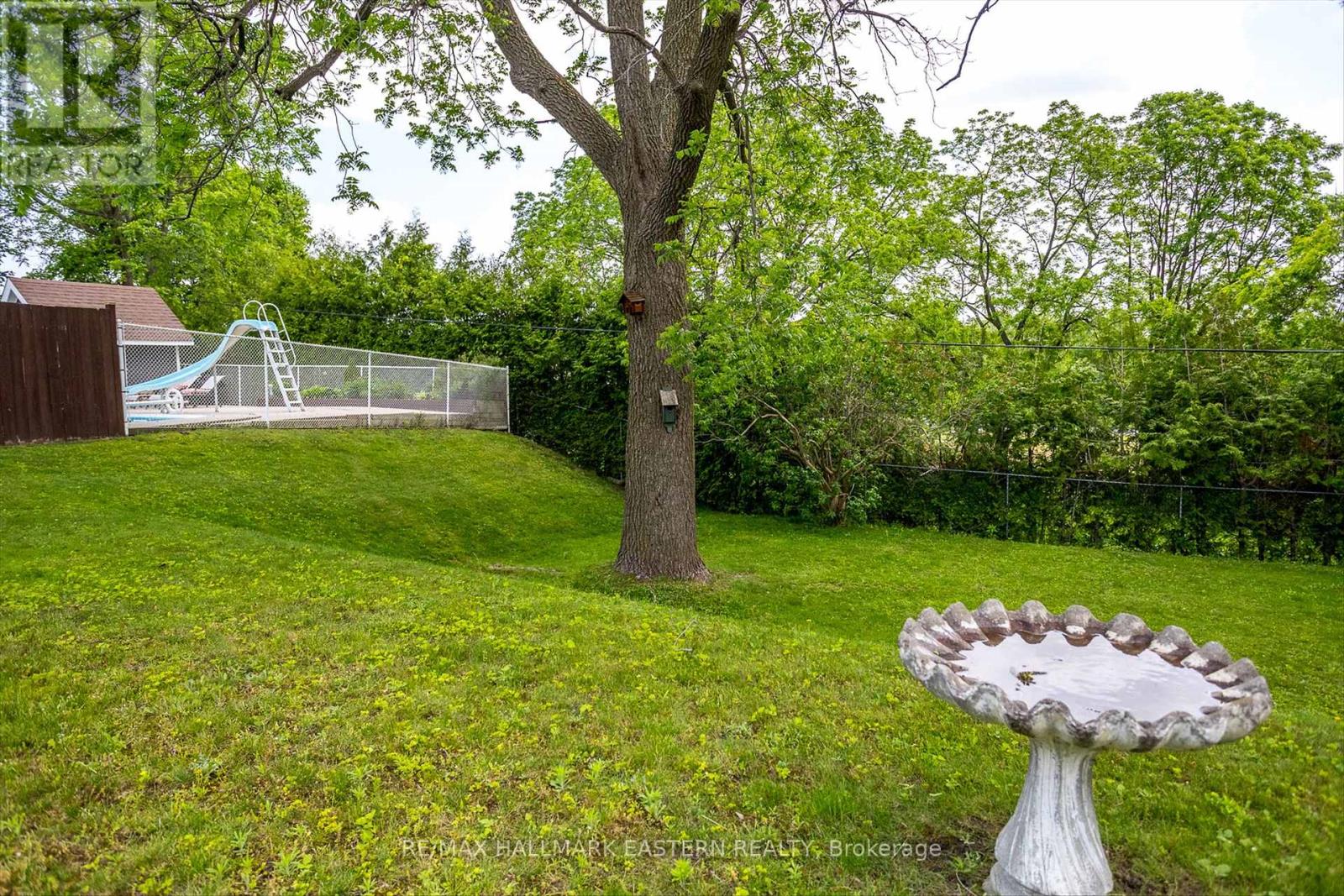 1263 Algonquin Boulevard, Peterborough North (Central), Ontario  K9H 6N1 - Photo 44 - X12223554