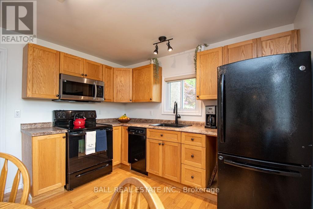 163 Maryland Drive, Selwyn, Ontario  K9J 6X3 - Photo 13 - X12223652