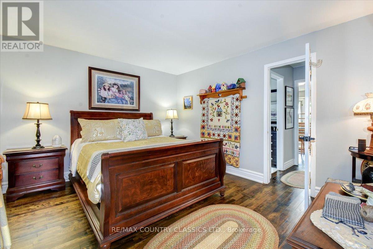 442a Stringer Drive, Faraday, Ontario  K0L 1C0 - Photo 15 - X12223693