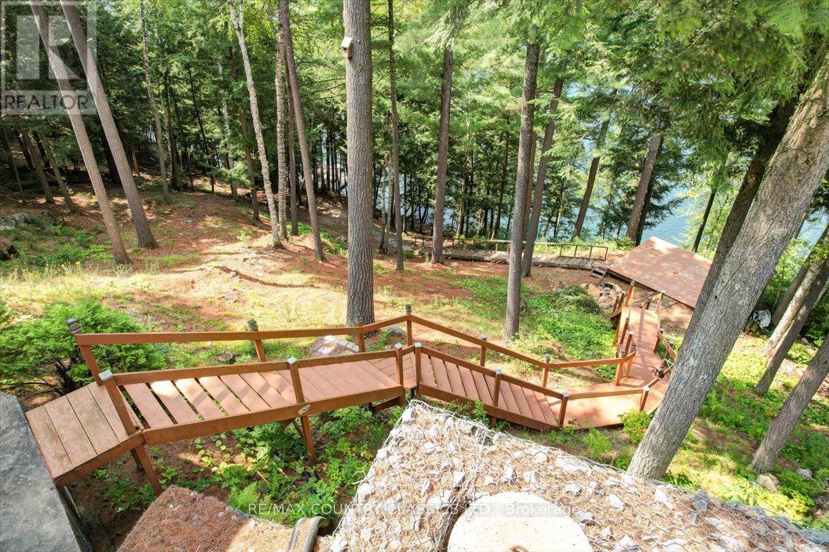 442a Stringer Drive, Faraday, Ontario  K0L 1C0 - Photo 37 - X12223693