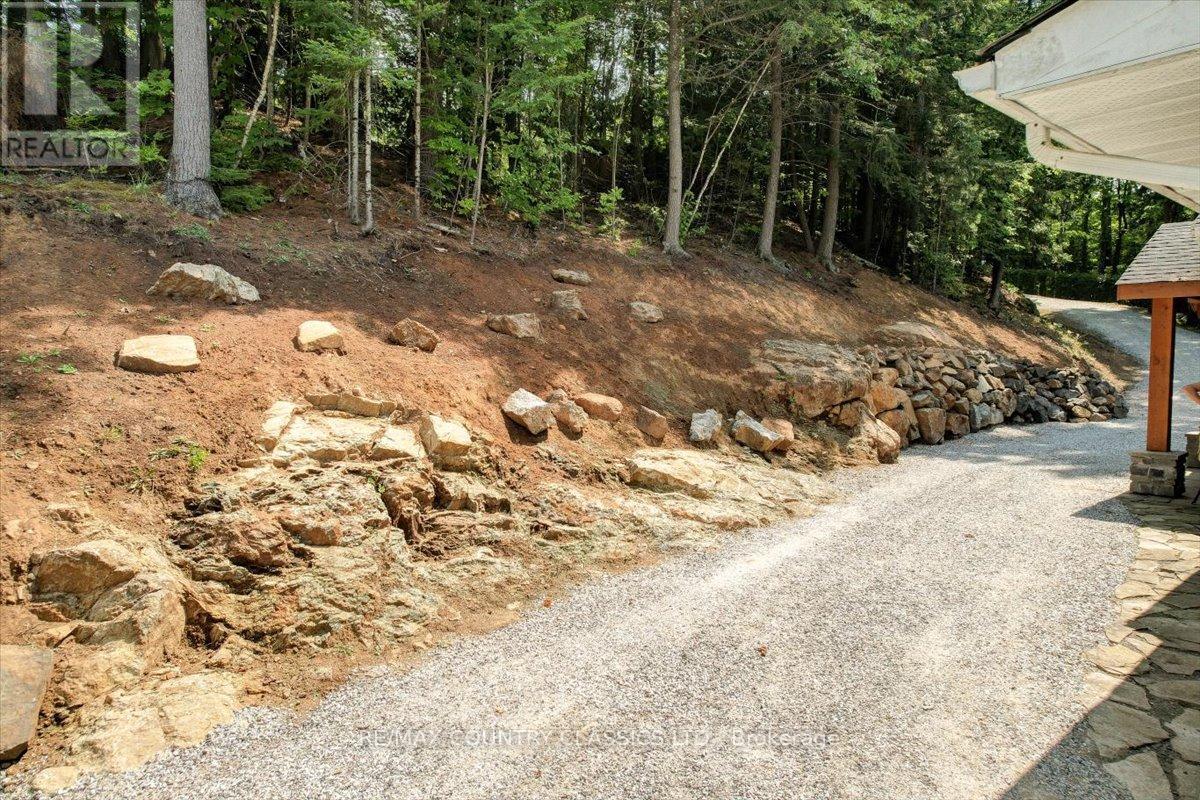 442a Stringer Drive, Faraday, Ontario  K0L 1C0 - Photo 38 - X12223693