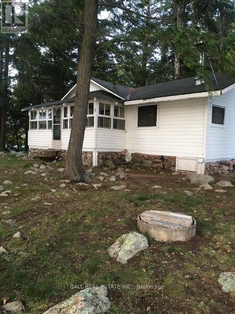 9 Island 4, Selwyn, Ontario  K0L 2H0 - Photo 4 - X12223709