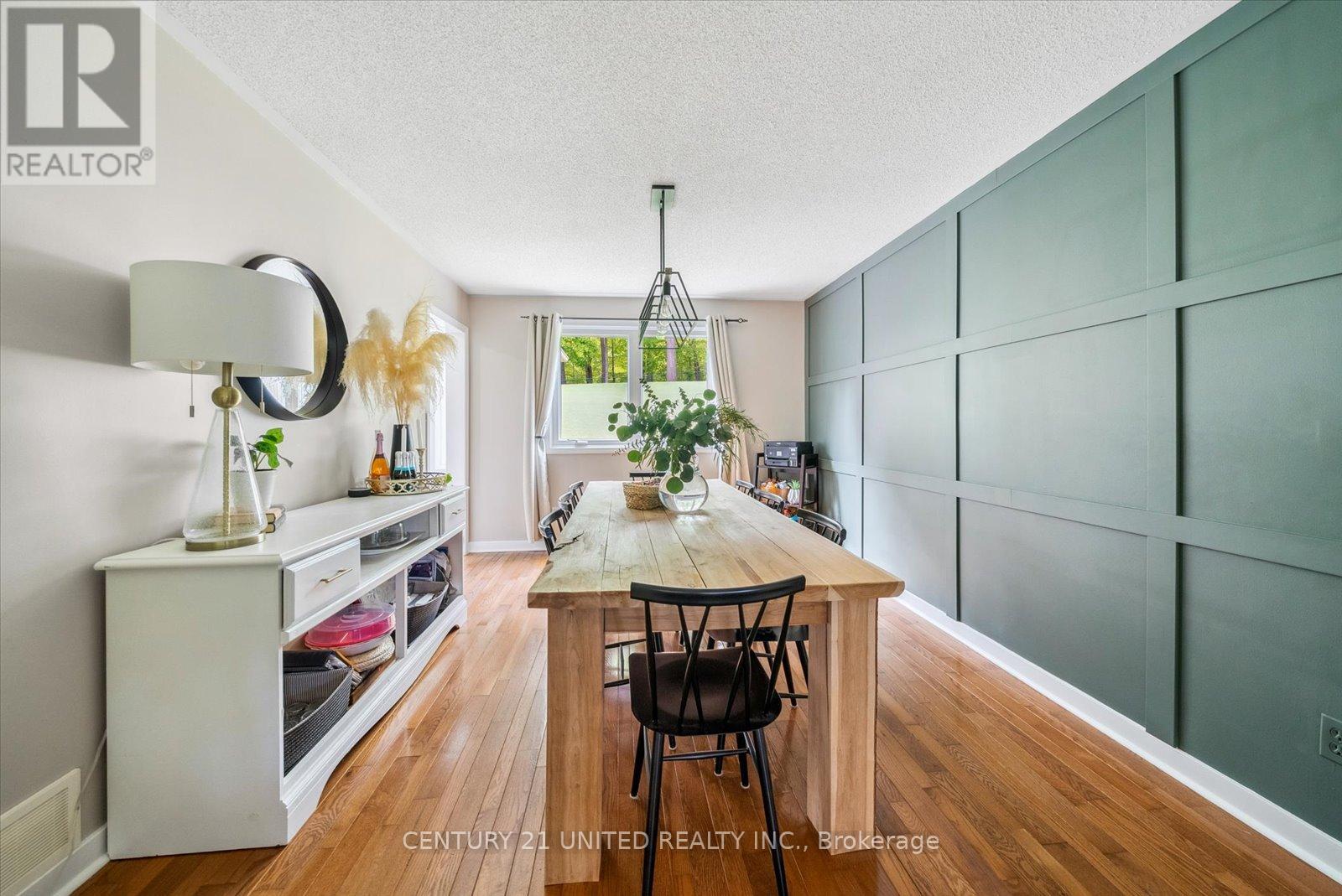 1345 Hetherington Drive, Peterborough North (University Heights), Ontario  K9L 1X5 - Photo 9 - X12223749