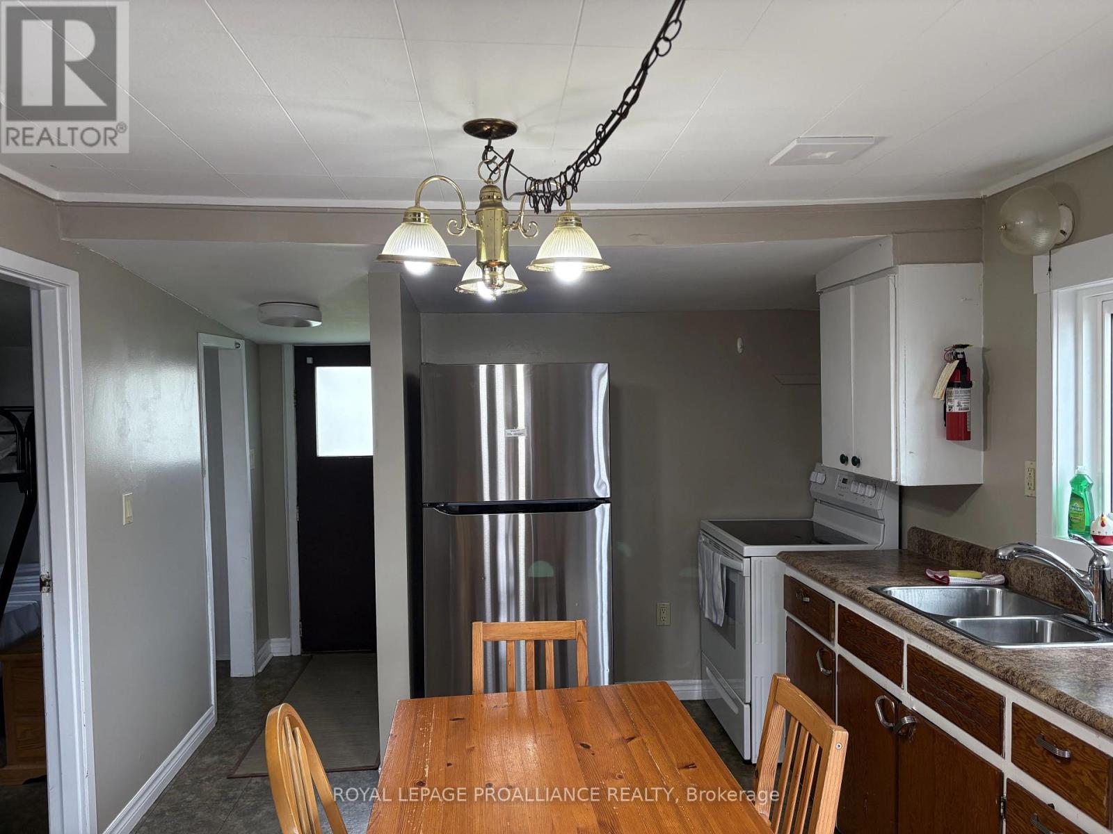 118 Front Street W, Trent Hills (Hastings), Ontario  K0L 1Y0 - Photo 25 - X12223781