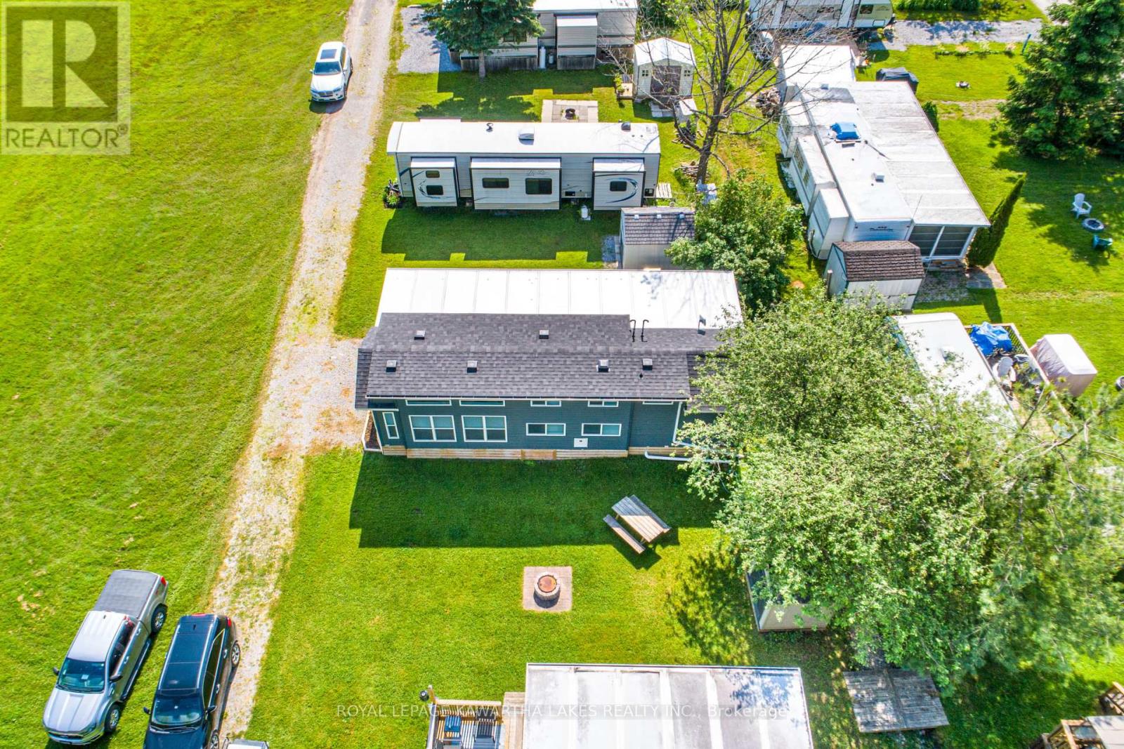 46 Alpine Street, Kawartha Lakes (Ops), Ontario  K9V 4R1 - Photo 4 - X12223796