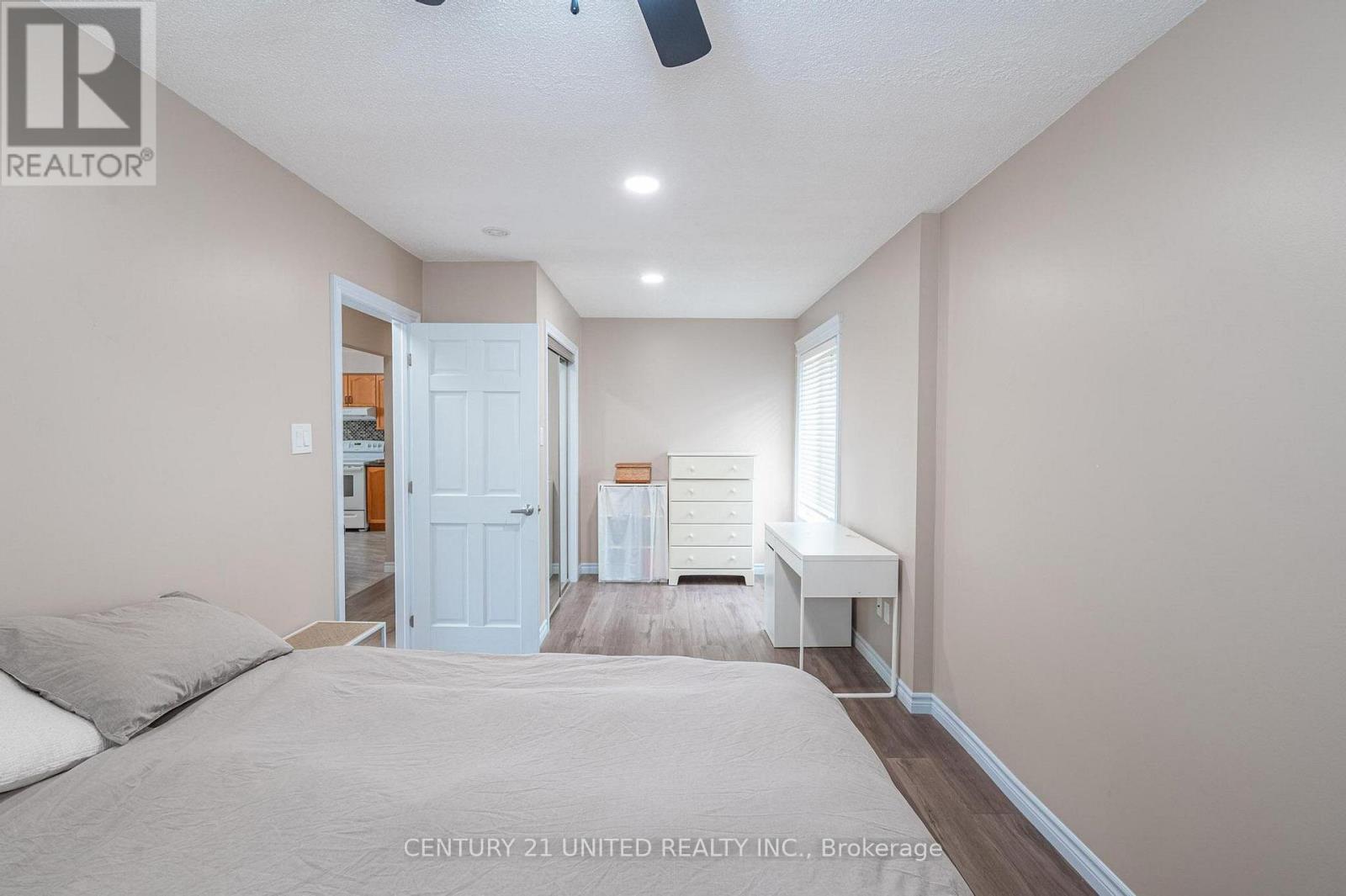 2509 Marsdale Drive, Peterborough East (South), Ontario  K9L 1Z4 - Photo 19 - X12223983